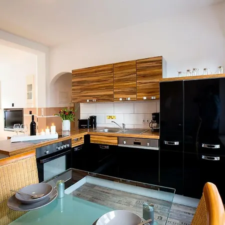 Neanderappartement Apartment *